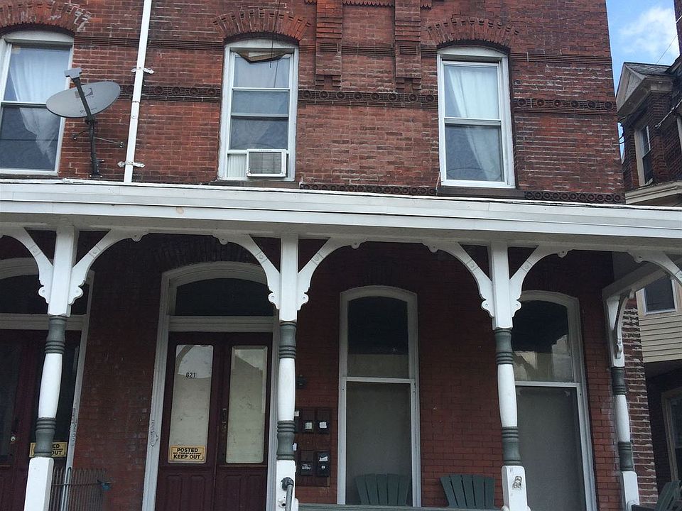 621 W Main St. Norristown Front