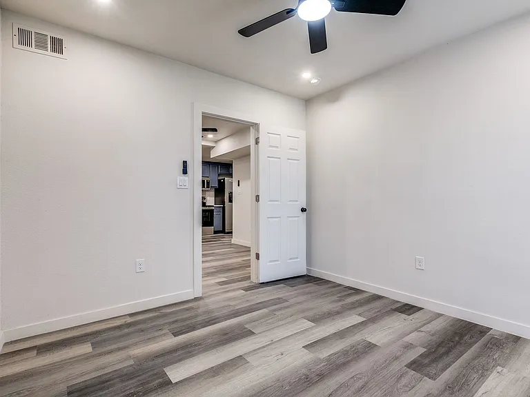 108 Beatrice Ave #102 — Photo 6