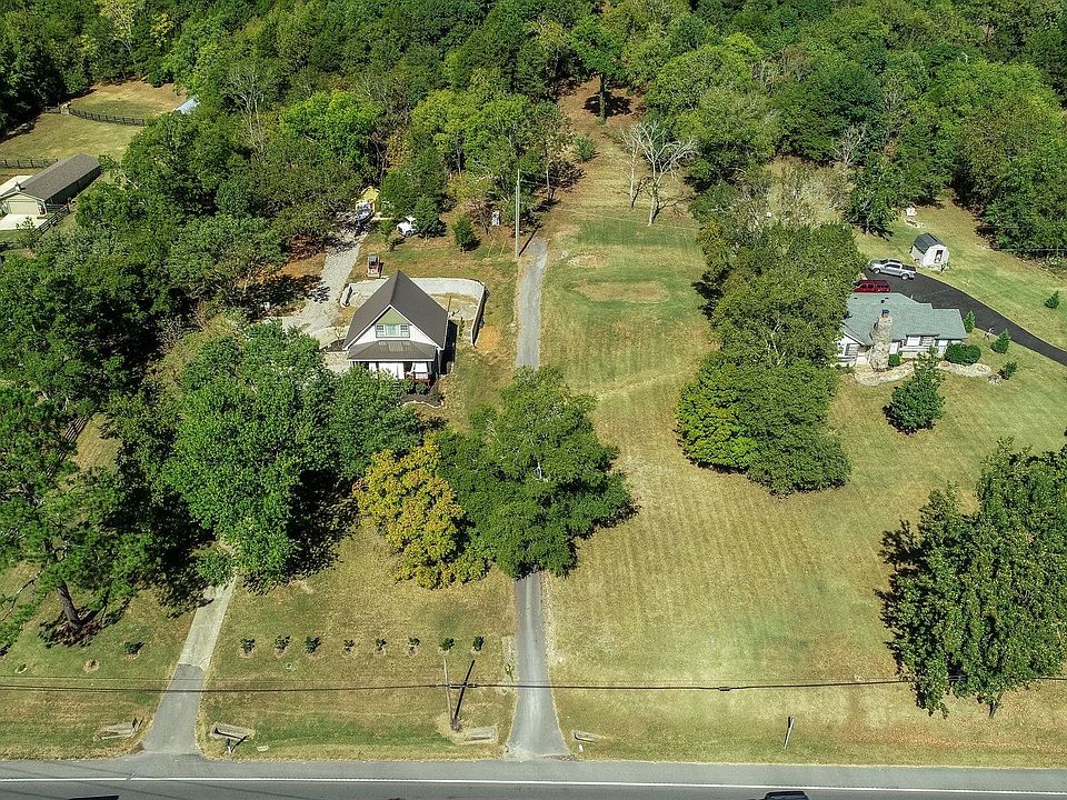 1st image of 459 Franklin Rd