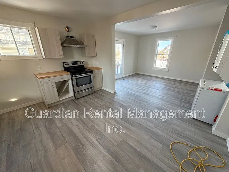 1 Nugent St #C — Photo 1