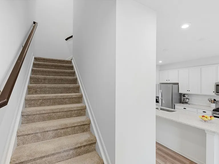 14565 Pomona Ln — Photo 34