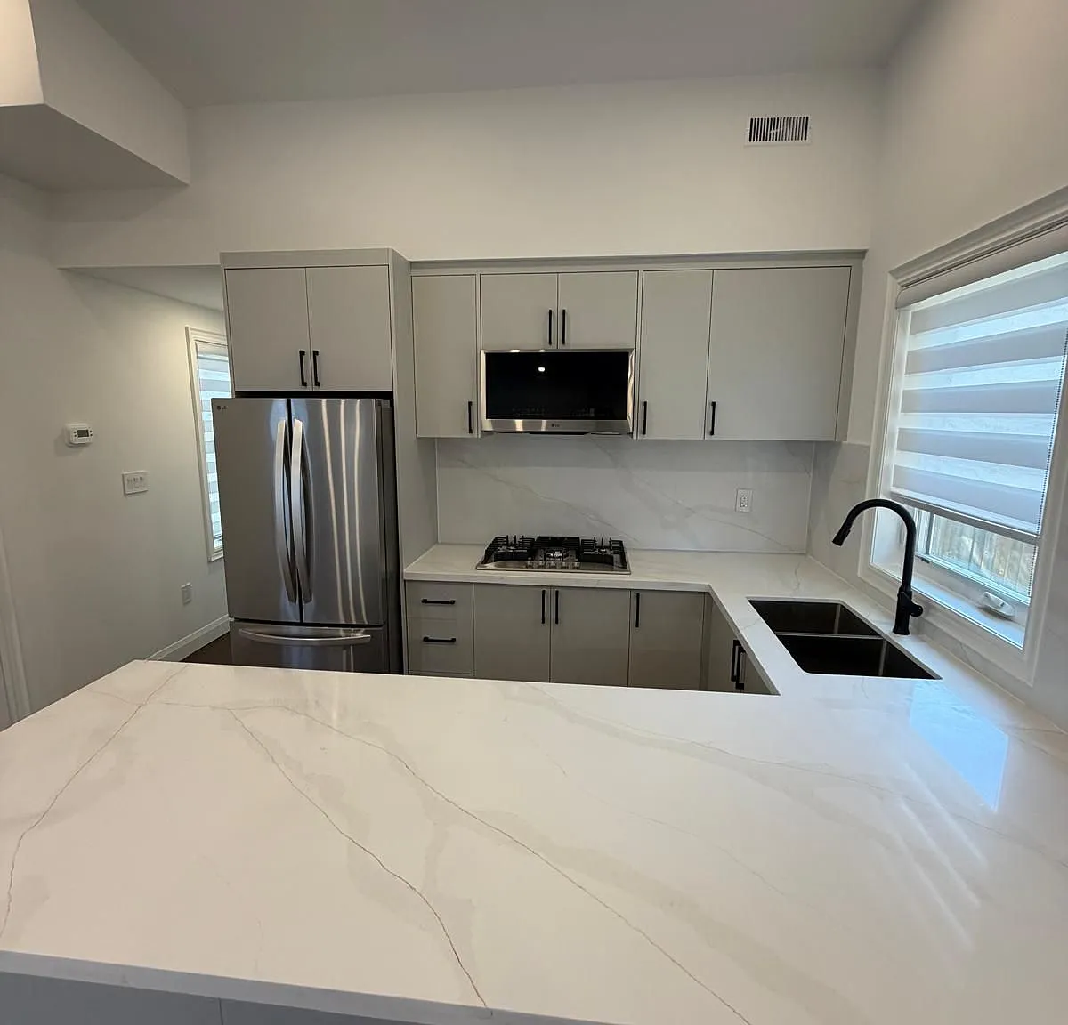1 bed, $2,300 — Photo 3