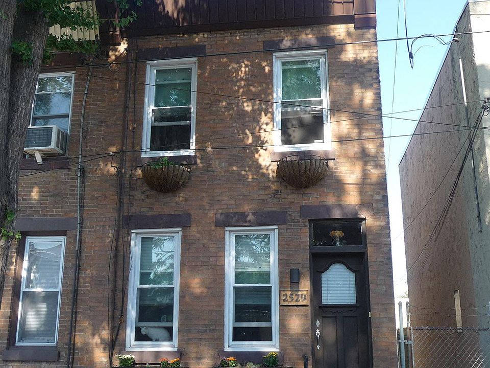 1st image of 2529 E Albert St