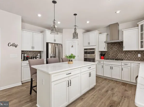 9312 Spring Hill Ln, Fredericksburg, VA 22408