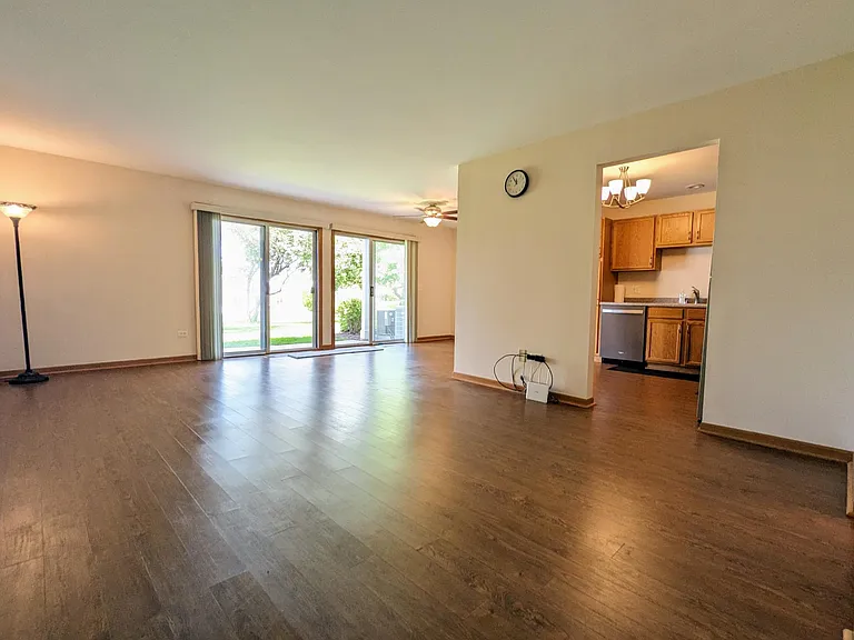 66 Beechmont Ct — Photo 3