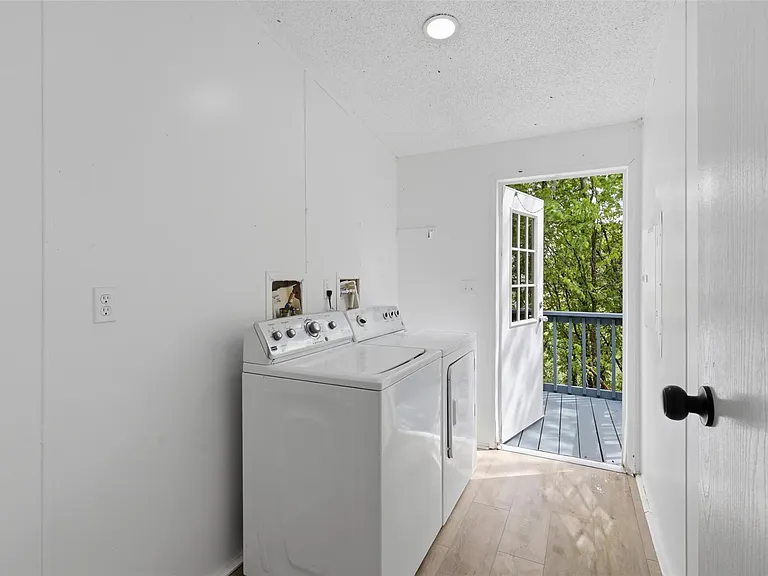 376 Rae Ln #A — Photo 21