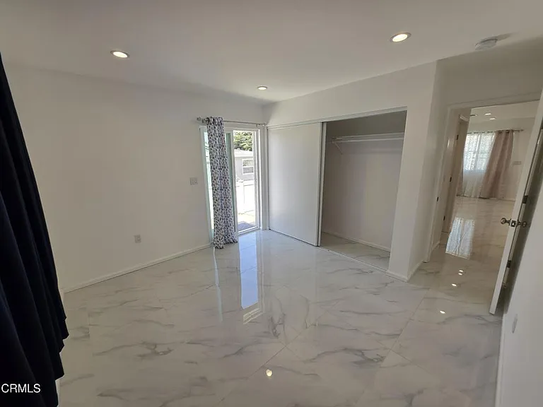 10926 Woodward Ave — Photo 17