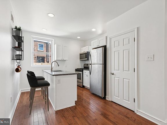4th image of 1624 Mohican St
