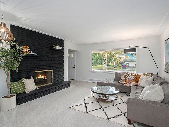 4th image of 5106 Woodmont Dr