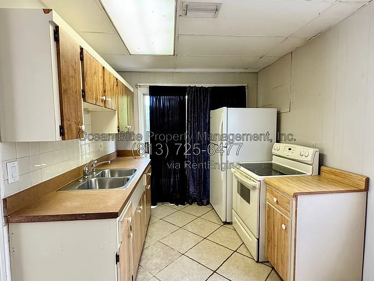 104 Emerald Ln #B — Photo 5