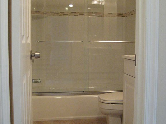 NEW CERAMIC TILE IN BATHS