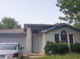 1908 Willow Park Dr, Fort Worth, TX 76134