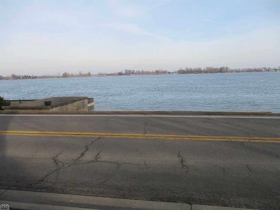 1st image of Vacant N Main