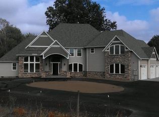 6975 S Anderson Rd, Aurora, OR 97002