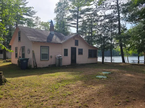 N9221 Sumac Ln, Gresham, WI 54128