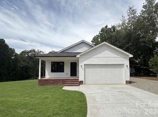 114 Morrow Farm Rd, Statesville, NC 28677