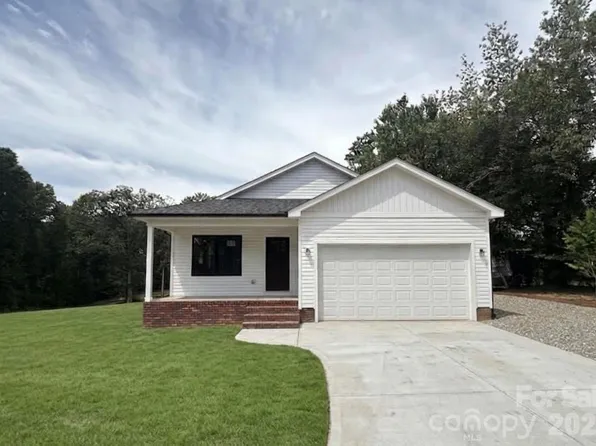 114 Morrow Farm Rd, Statesville, NC 28677