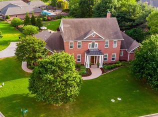 32 S Windsor Dr, Rogers, AR 72758