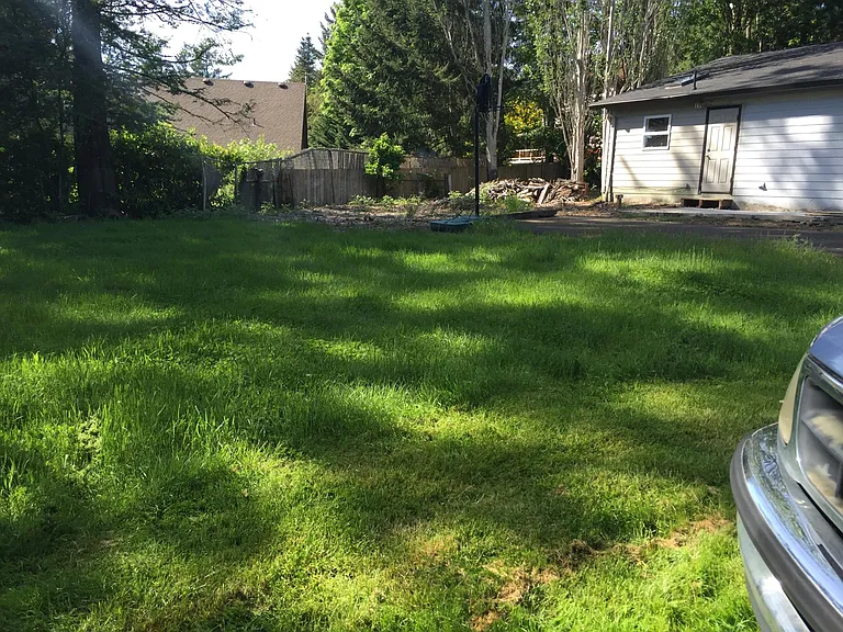NW Thompson Rd — Photo 22