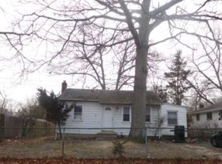 52 King Rd, Rocky Point, NY 11778