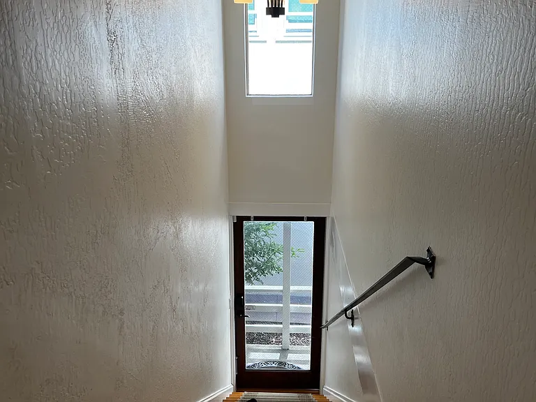 2521 Ashby Ave — Photo 13