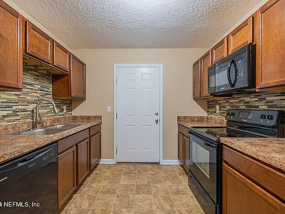 5th image of 5046 SEABOARD Avenue