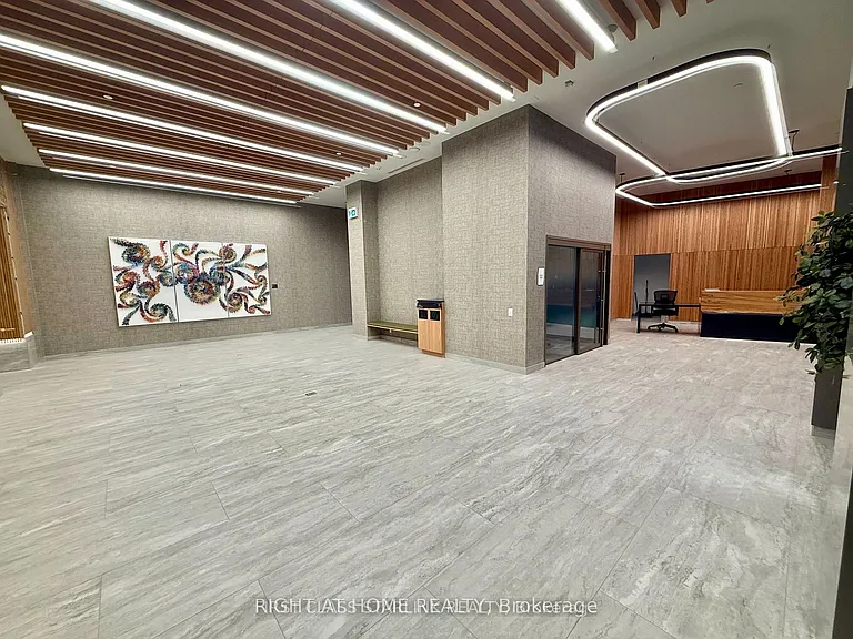 2485 Eglinton Ave W #1401 — Photo 6