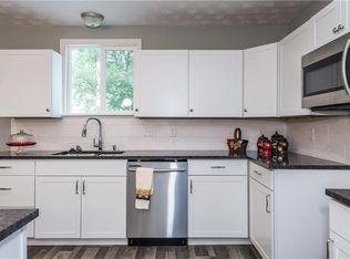 3143 Old Mill Rd, Springfield, OH 45502