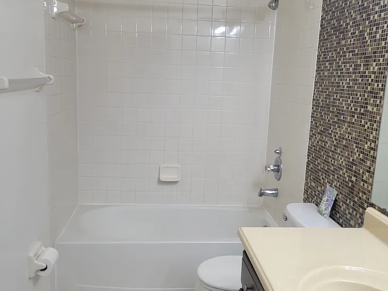 1324 Franford Dr — Photo 25