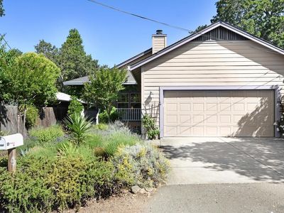 650 Baines Avenue, Sonoma, CA, 95476