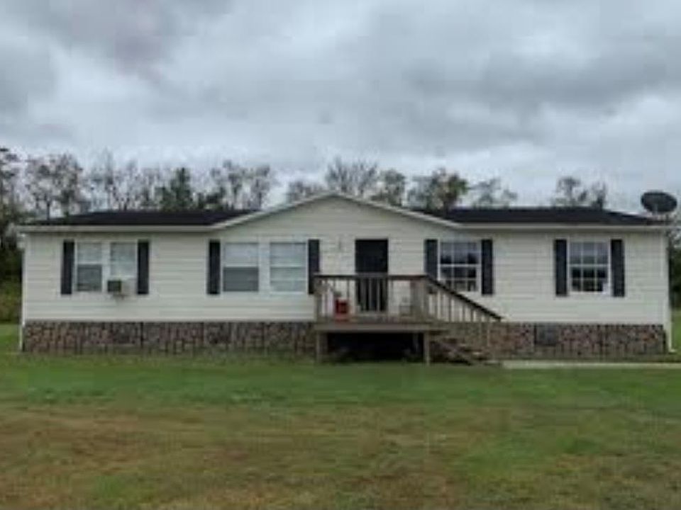 1st image of 307 Persimmon Blvd NE