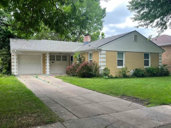 315 James Ave, North Platte, NE 69101