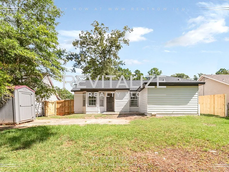 6513 Victoria Pl S — Photo 5