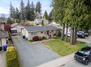 5565 Peach Rd, Chilliwack, BC V2R5L9