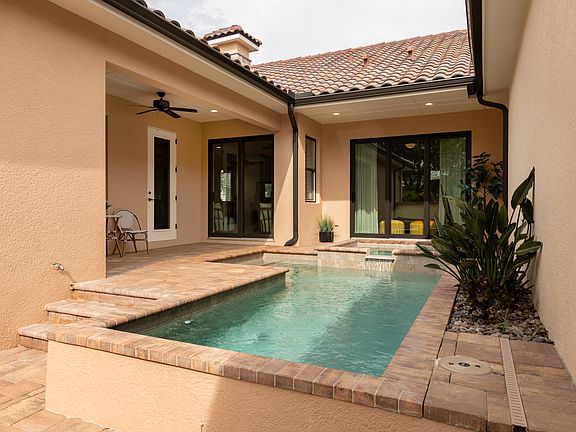 5th image of 902 E Venice Ave #Sow6wl