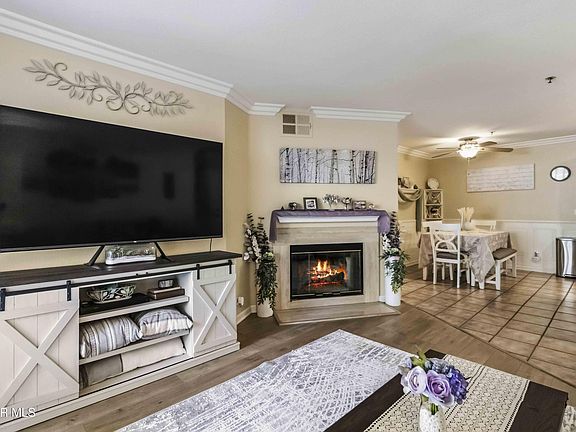 3rd image of 5805 Oak Bend Ln Unit 211