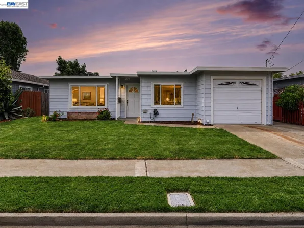 23739 Ida Ln, Hayward, CA 94541