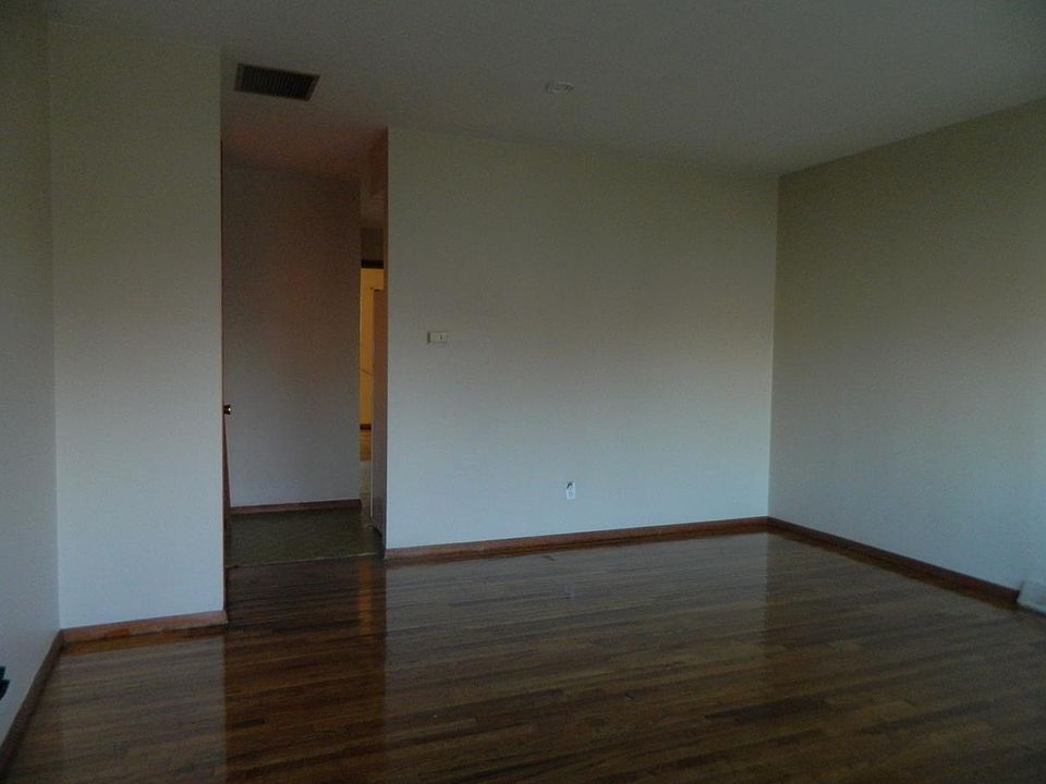 2nd image of 1302 Idaho St #B