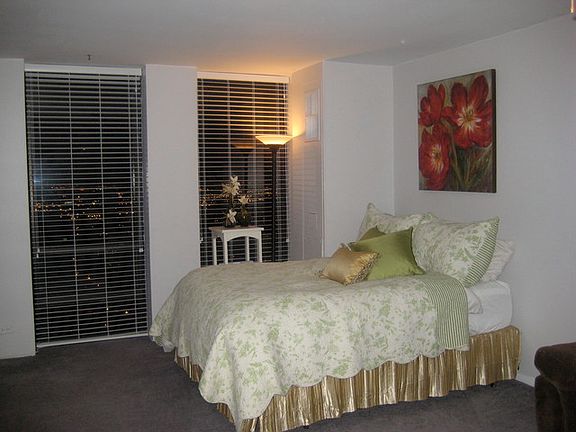2nd image of 1660 N La Salle St #3604
