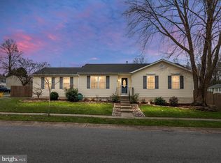 209 Misty View Ct, Pasadena, MD 21122