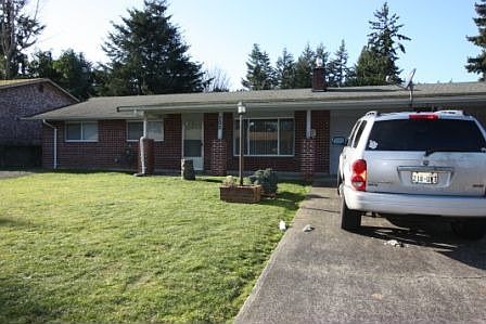 1st image of 705 Midway Dr NE
