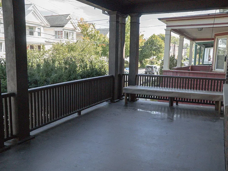 830 Myrtle Ave — Photo 4
