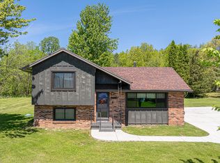 10712 Wesch Rd, Brooklyn, MI 49230