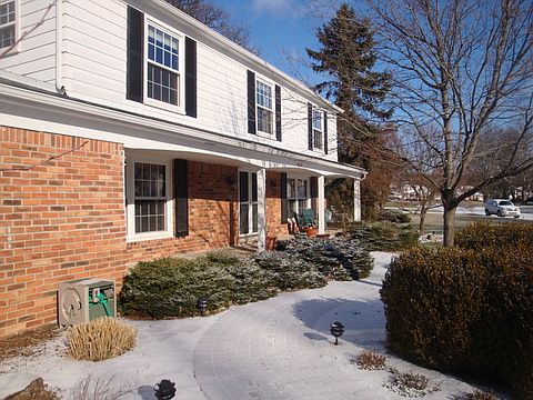 2nd image of 31115 Pickwick Ln
