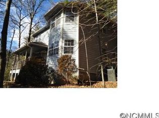 20 Rocky Ridge Rd, Hendersonville, NC 28739