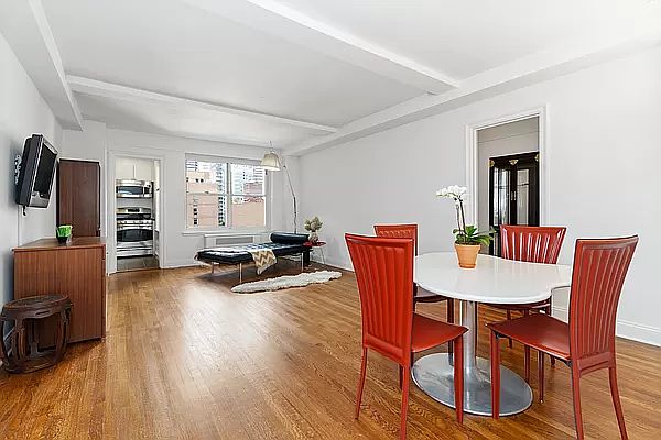 1st image of 400 E 52nd St APT 12E