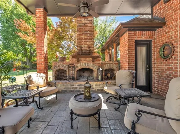 1322 Mockingbird Ln, Guthrie, OK 73044