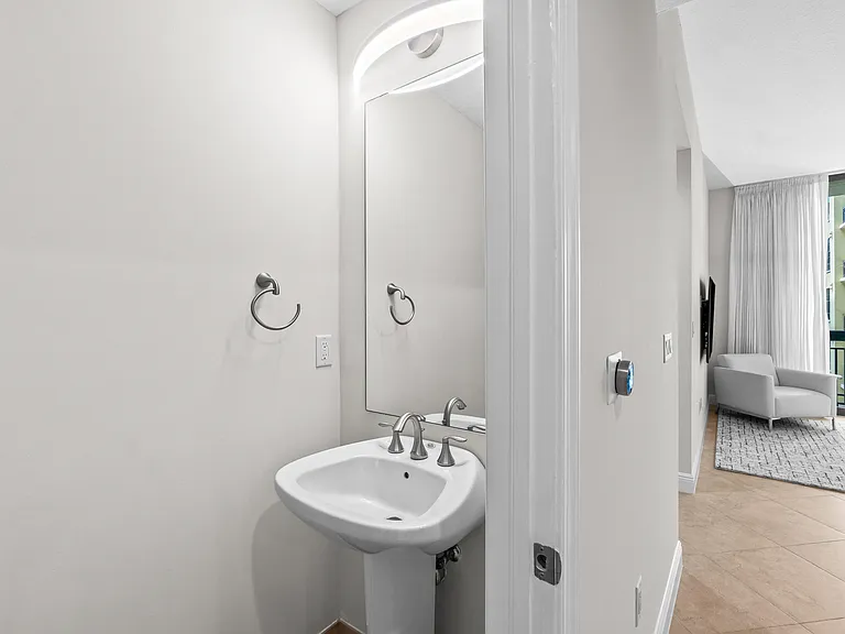 701 S Olive Ave #1209 — Photo 12
