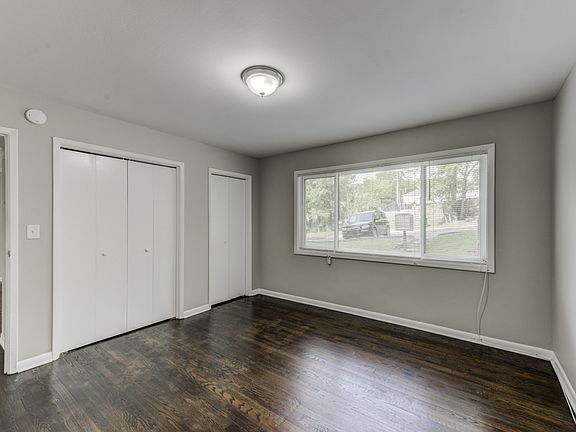 4th image of 3547 Glenwood Rd APT A