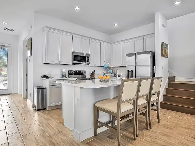3040 Parrot Head Pl — Photo 16